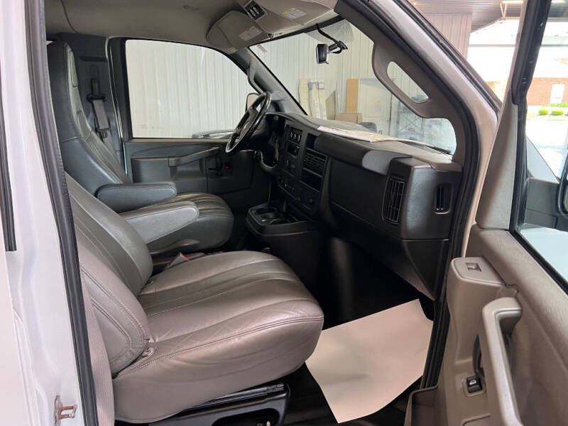 2021 Chevrolet Express LS 2500