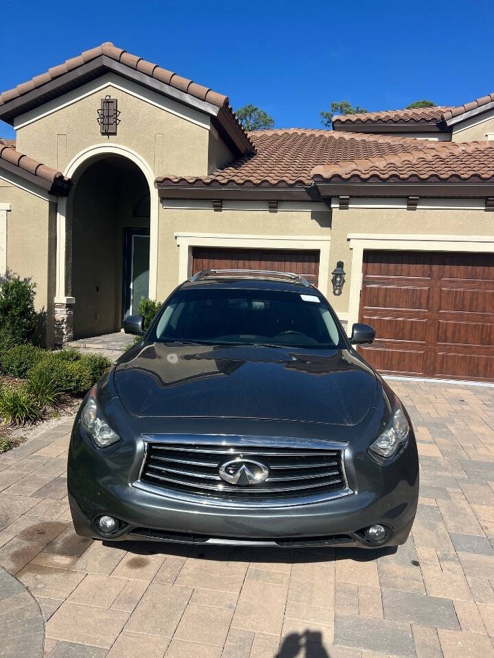 2016 INFINITI QX70 Base photo 6