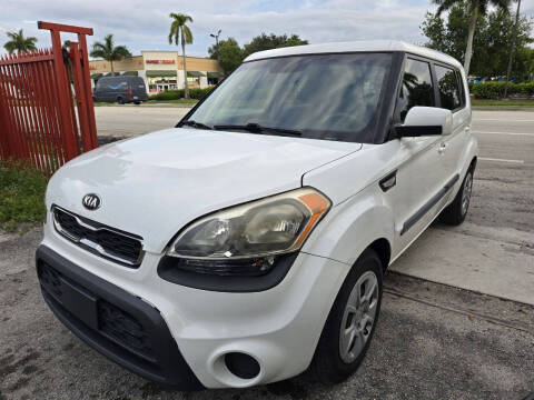 2013 Kia Soul for sale at 1st Klass Auto Sales in Hollywood FL