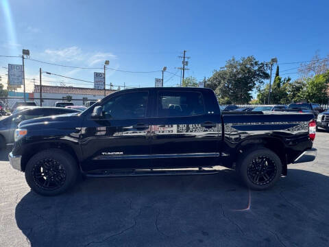 2014 Toyota Tundra SR5