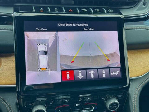 2022 Jeep Grand Cherokee Summit