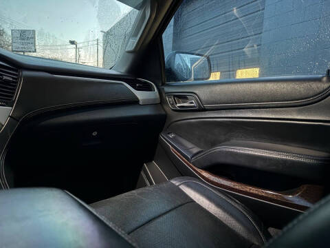 2017 GMC Yukon XL SLT