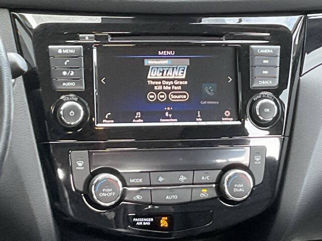 2021 Nissan Rogue Sport SV