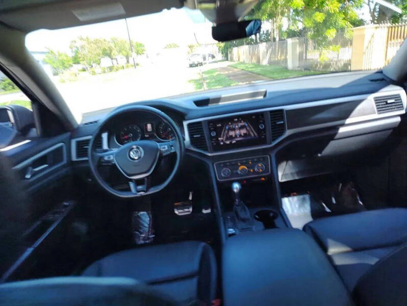 2018 Volkswagen Atlas V6 SE