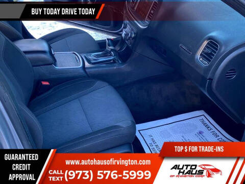 2015 Dodge Charger SXT