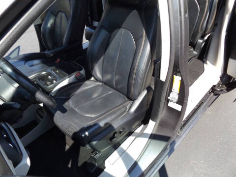 2017 Chrysler Pacifica Touring-L