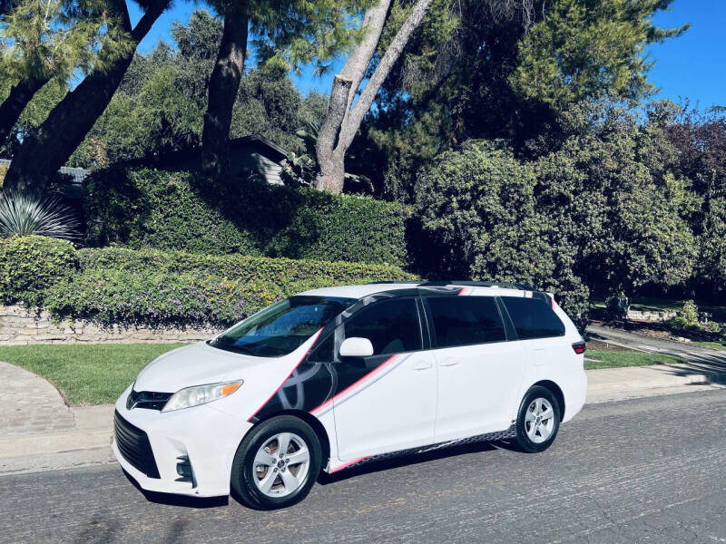 2019 Toyota Sienna LE 8-Passenger