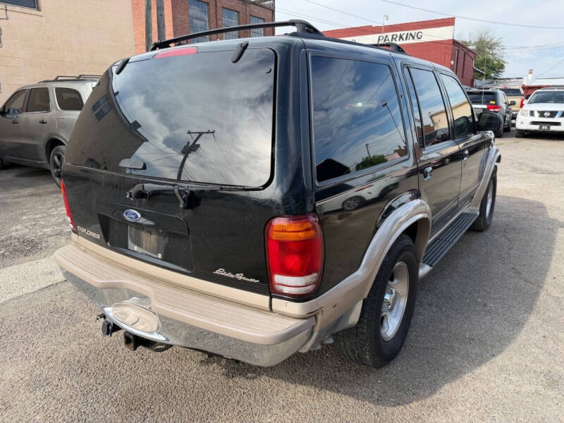 2000 Ford Explorer Eddie Bauer