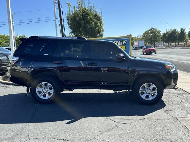 2022 Toyota 4Runner SR5