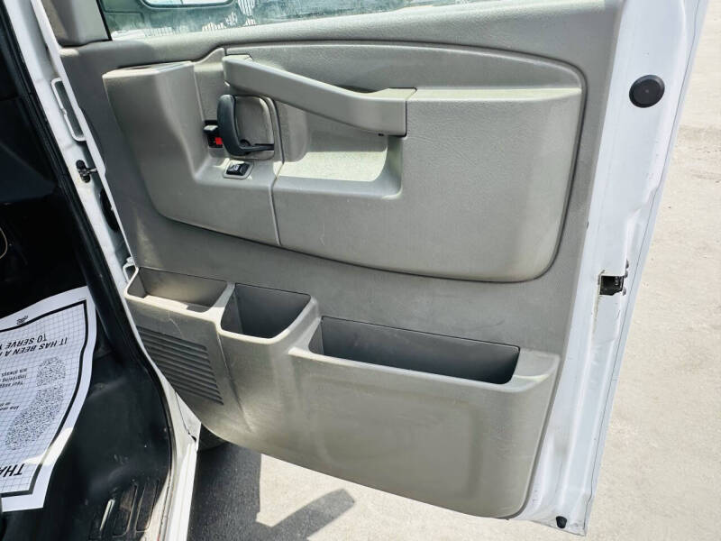 2016 Chevrolet Express 2500