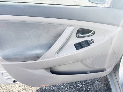 2009 Toyota Camry LE