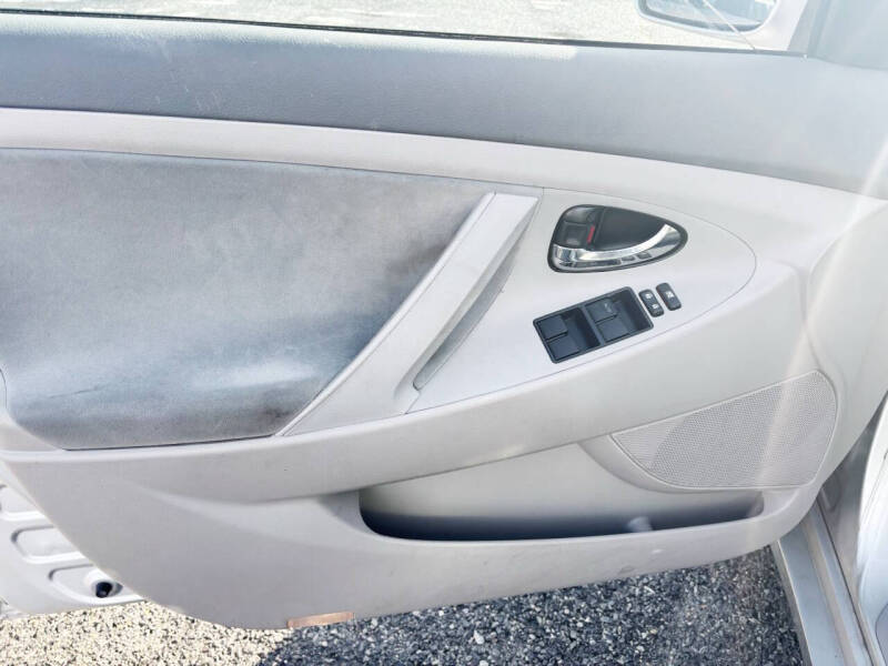 2009 Toyota Camry LE