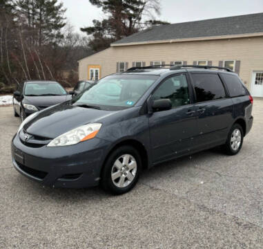 2010 Toyota Sienna LE 7-Passenger
