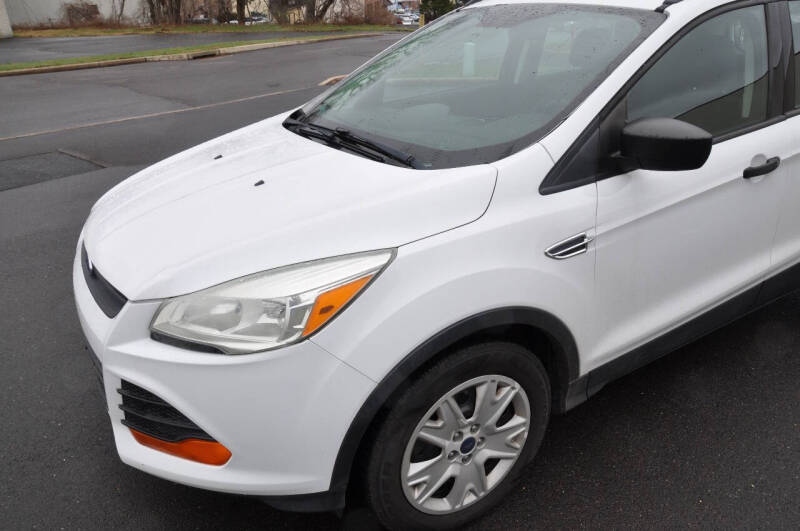 2016 Ford Escape S