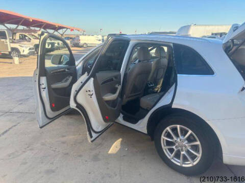 2012 Audi Q5 2.0T quattro Premium