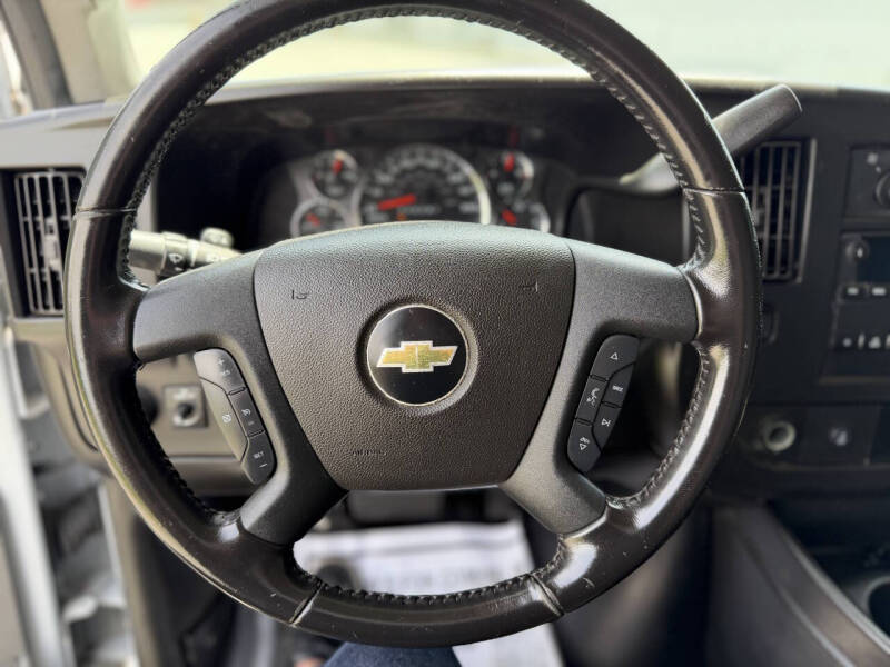 2020 Chevrolet Express 2500
