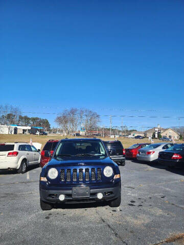2013 Jeep Patriot for sale at DDN & G Auto Sales in Newnan GA