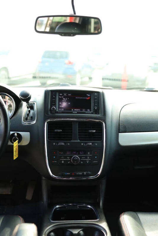 2016 Dodge Grand Caravan R/T