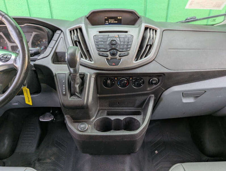 2017 Ford Transit 150