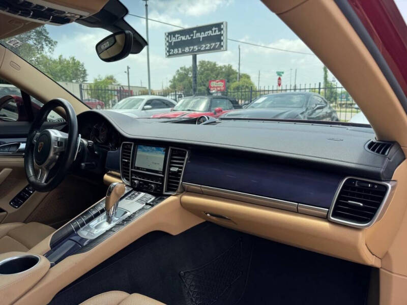 2016 Porsche Panamera