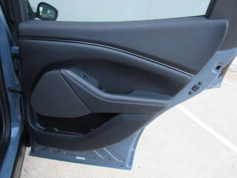 2024 Ford Mustang Mach-E Select