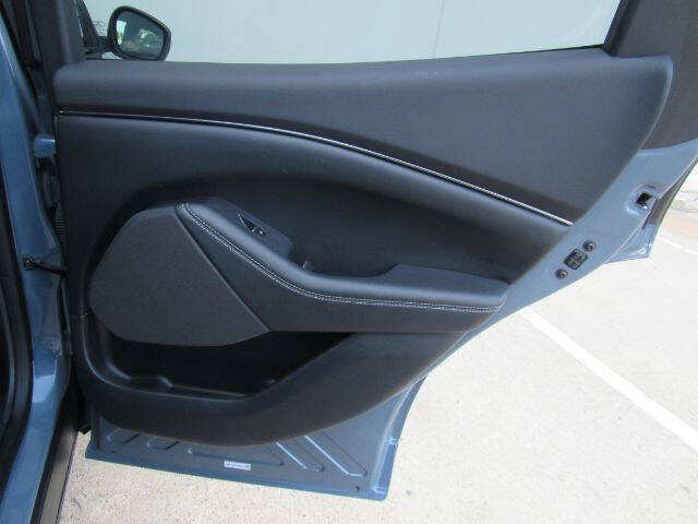 2024 Ford Mustang Mach-E Select