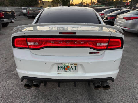 2013 Dodge Charger SRT8