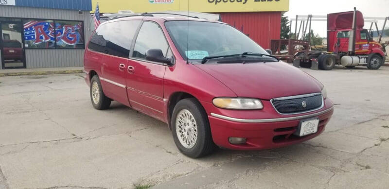 1997 Chrysler Town and Country LXi