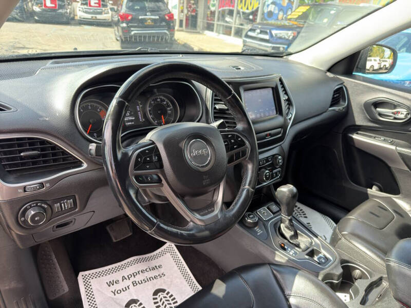 2019 Jeep Cherokee Latitude Plus