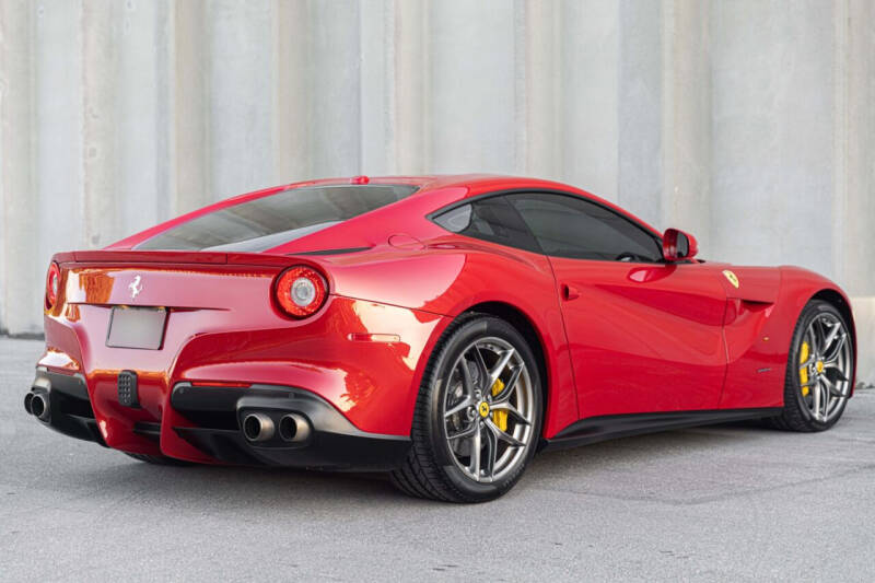 2014 Ferrari F12berlinetta