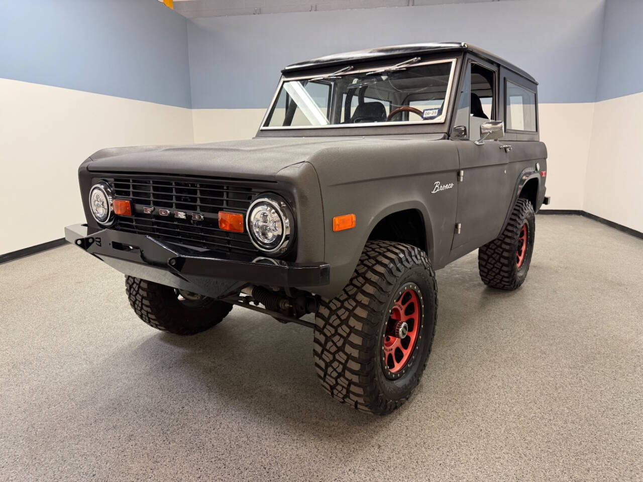 1970 Ford Bronco 4