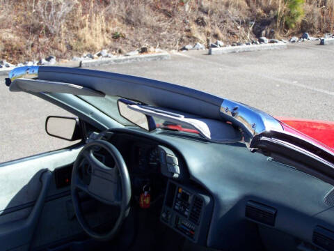 1990 Pontiac Sunbird LE