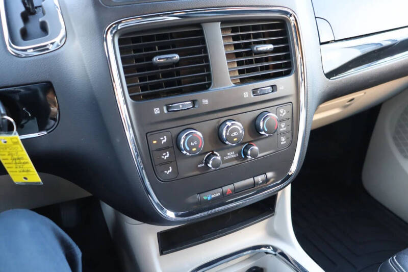 2017 Dodge Grand Caravan SXT