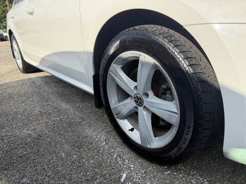 2012 Volkswagen Passat TDI SE