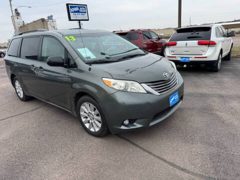 2013 Toyota Sienna XLE 7-Passenger