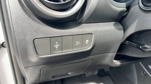 2023 Hyundai Kona SE