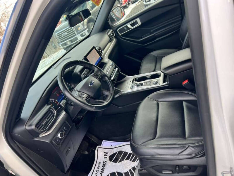 2020 Ford Explorer XLT