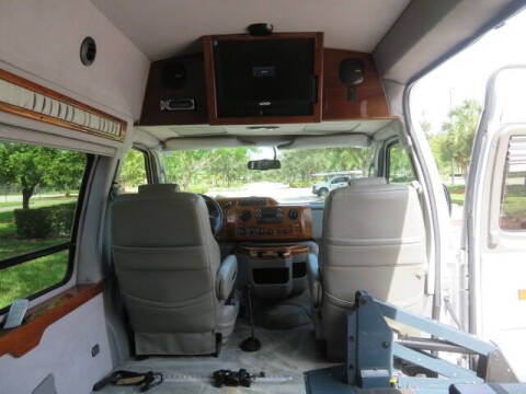 2010 Ford E-Series E-350 SD