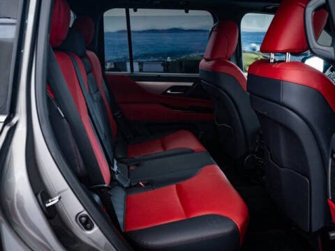 2022 Lexus LX 600 F SPORT Handling