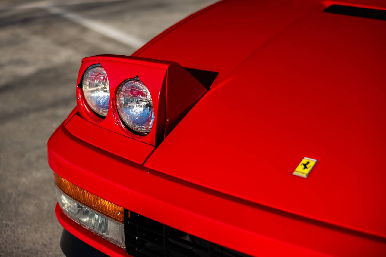 1990 Ferrari Testarossa 14