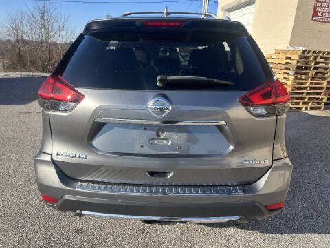 2017 Nissan Rogue SV