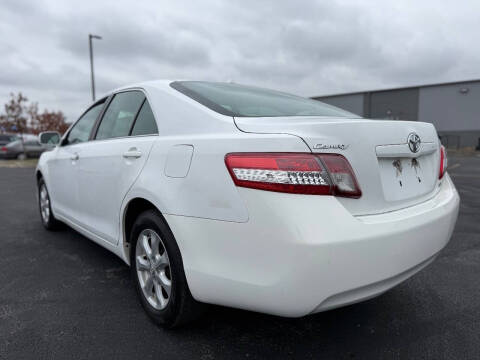 2010 Toyota Camry LE