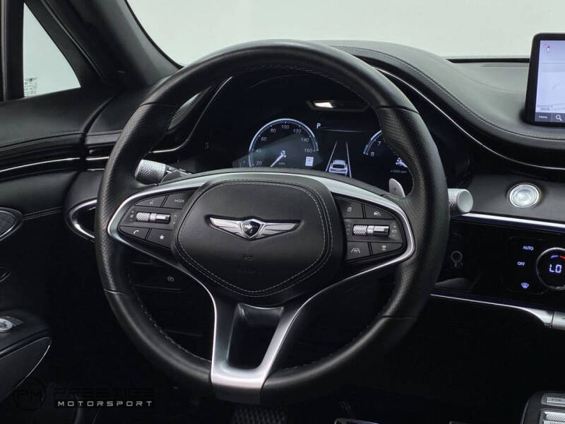 2023 Genesis GV70 2.5T Standard