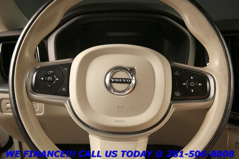 2018 Volvo XC60 T5 Momentum