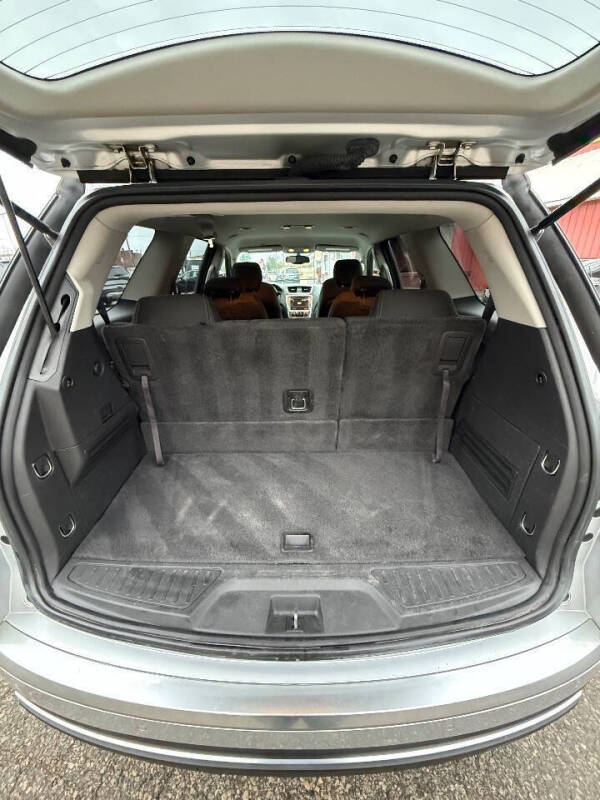 2015 GMC Acadia SLE-2