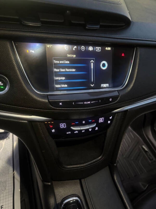 2018 Cadillac XT5 Premium Luxury