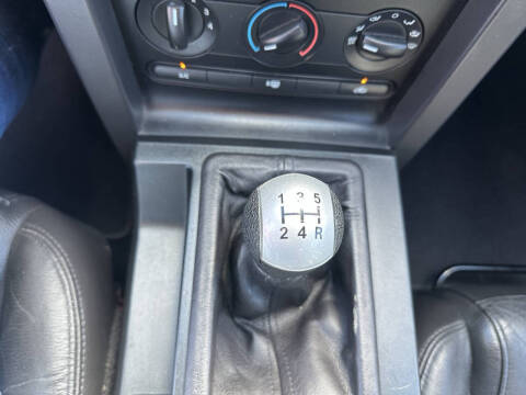 2008 Ford Mustang V6 Deluxe