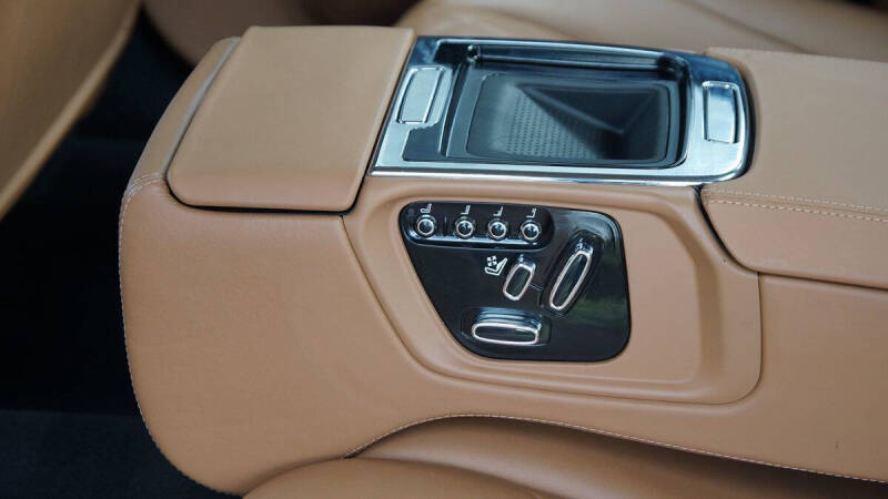 2016 Jaguar XJL Portfolio