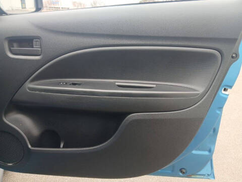2017 Mitsubishi Mirage ES