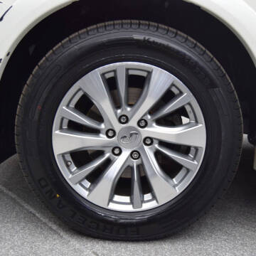 2017 Infiniti QX80